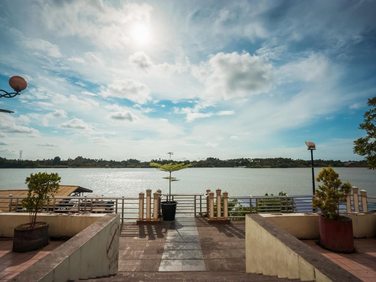 Capital O Ridel Hotel Kota Bharu Kültér fotó